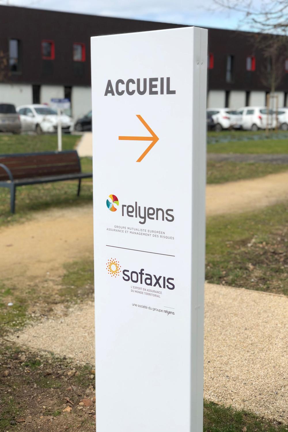 totem_asgrafikdesign.fr